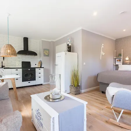 Pure Nordic Apartment *